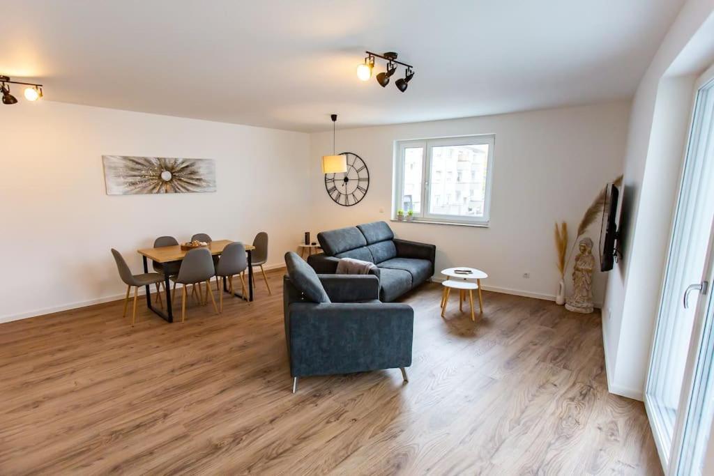 Grosse Cozy 4-Zi-Whg Mit Balkon Naehe Europa Park Und Rulantica Lejlighed Lahr  Eksteriør billede